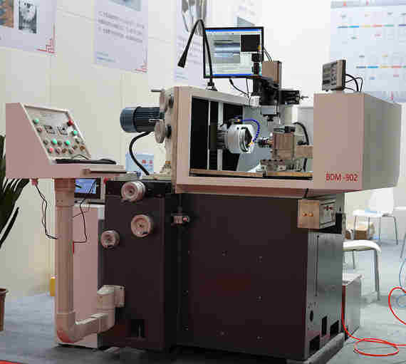  BDM-902 cutting tool grinding machine