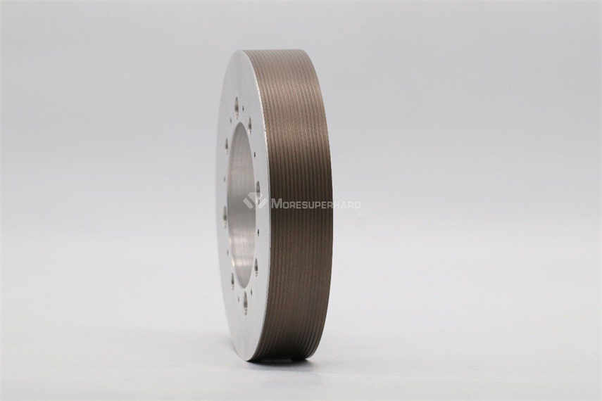 Metal diamond grinding wheels for wafer chamfering polishing