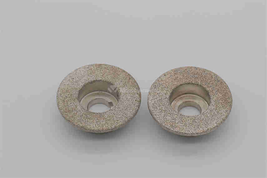 Brazed CBN grinding wheel for polishing high speed steel