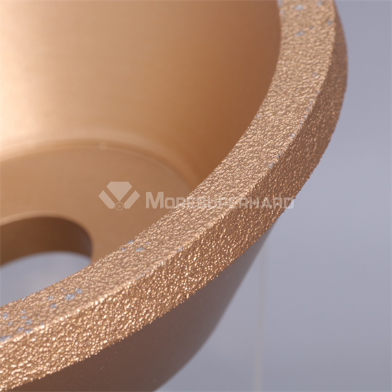 Vaccum brazed diamond grinding wheel for carbide thermal spraying industry