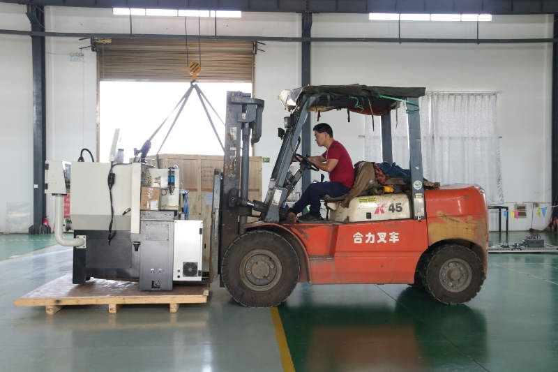 Moresuperhard’s centerless grinding machine ready for shipment