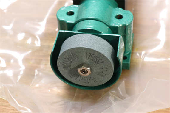Compact Diamond Dressing Tool for Precision Wheel Truing